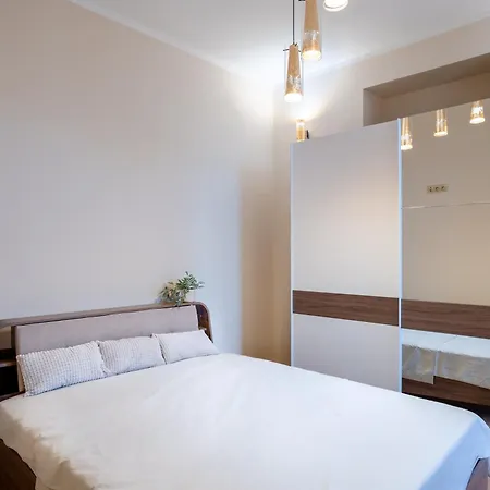 דירה Elite Place וארנה