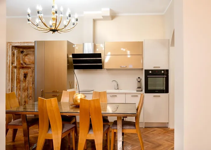 아파트 Elite Place *