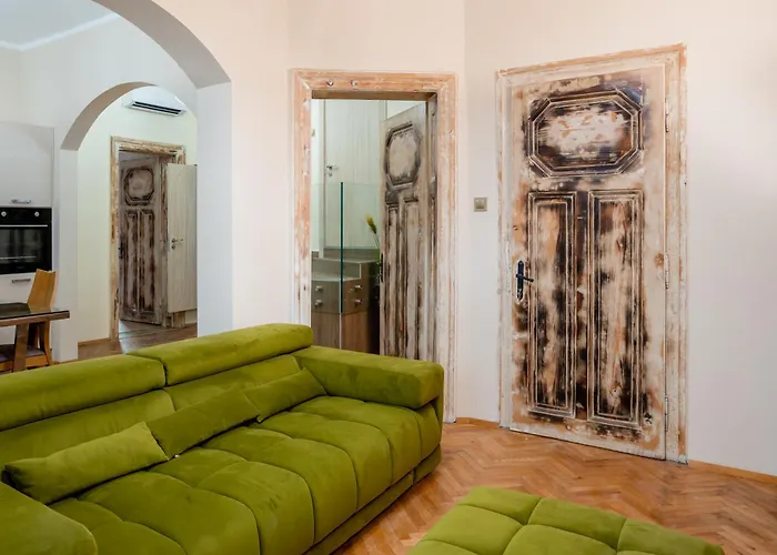 Elite Place 아파트 바르나